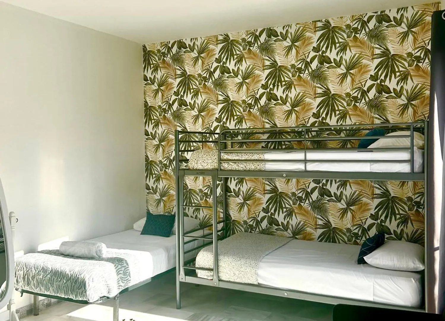 Malaga Centro Hostel (Adults Only)