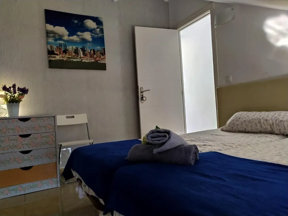 Málaga Centro Hostel 0*,